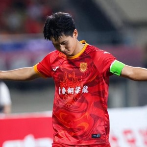 9393体育APP-邝兆雷刚加盟海牛队，就有望在中超首轮登场完成处子秀，值得期待
